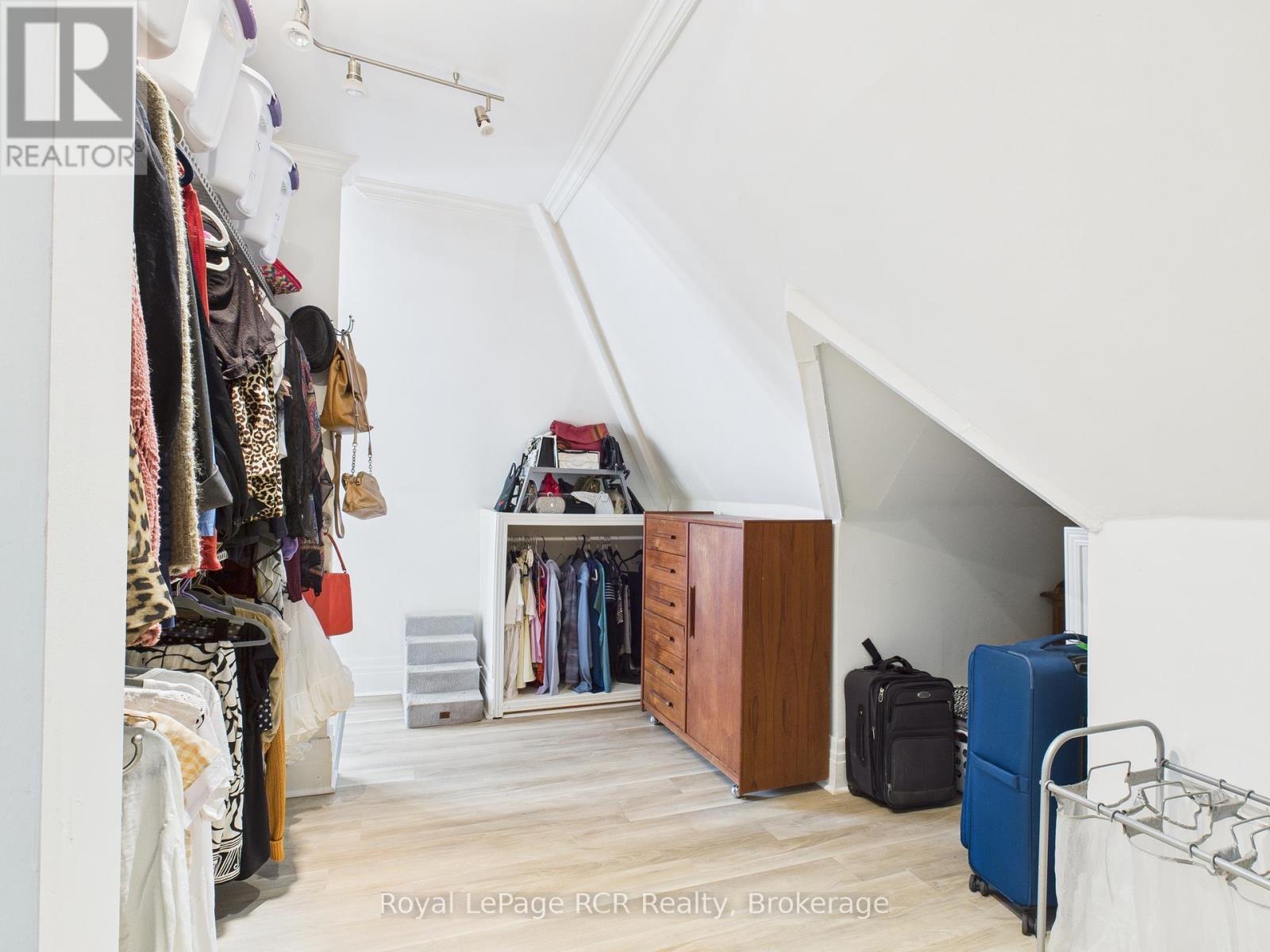 1069 4th Avenue W, Owen Sound, Ontario  N4K 4W1 - Photo 10 - X12782270