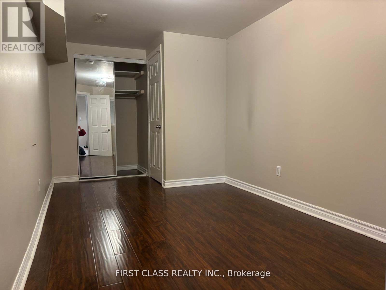 Bsmt - 3023 Mission Hill Drive, Mississauga, Ontario  L5M 0B8 - Photo 7 - W12785502