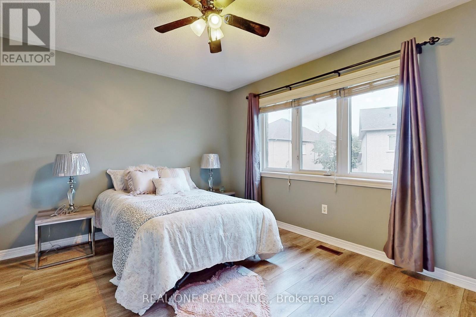 19 Longwood Avenue S, Richmond Hill, Ontario  L4E 4B1 - Photo 16 - N12791592