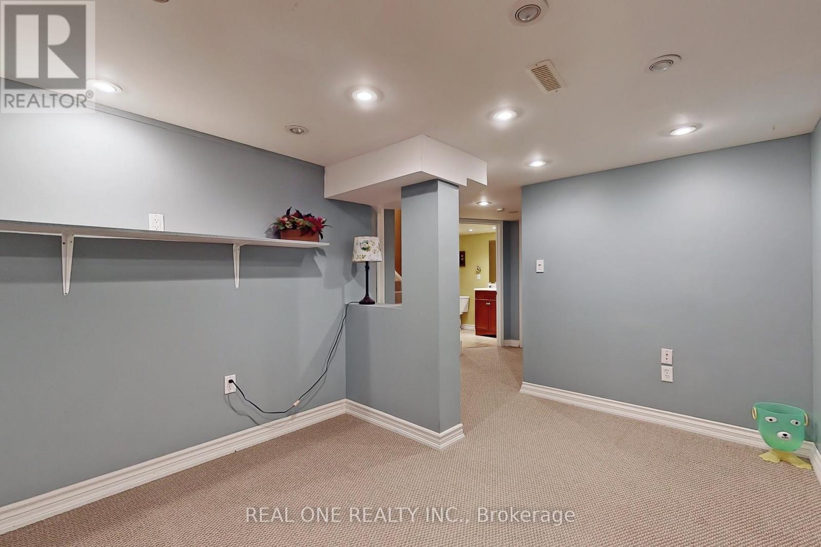 19 Longwood Avenue S, Richmond Hill, Ontario  L4E 4B1 - Photo 28 - N12791592