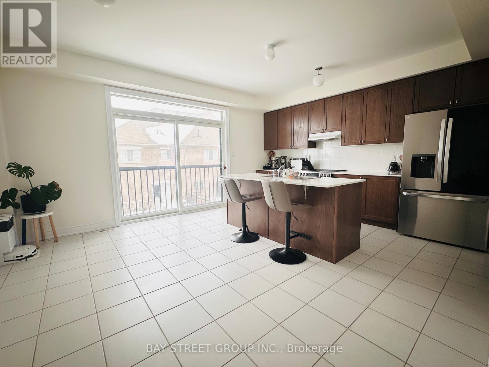 255 Tennant Circle, Vaughan, Ontario  L4H 5L3 - Photo 15 - N12791596