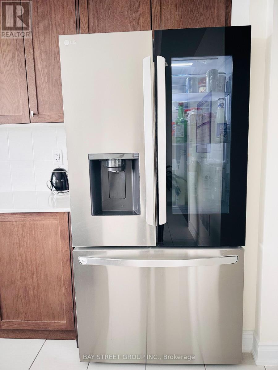 255 Tennant Circle, Vaughan, Ontario  L4H 5L3 - Photo 18 - N12791596