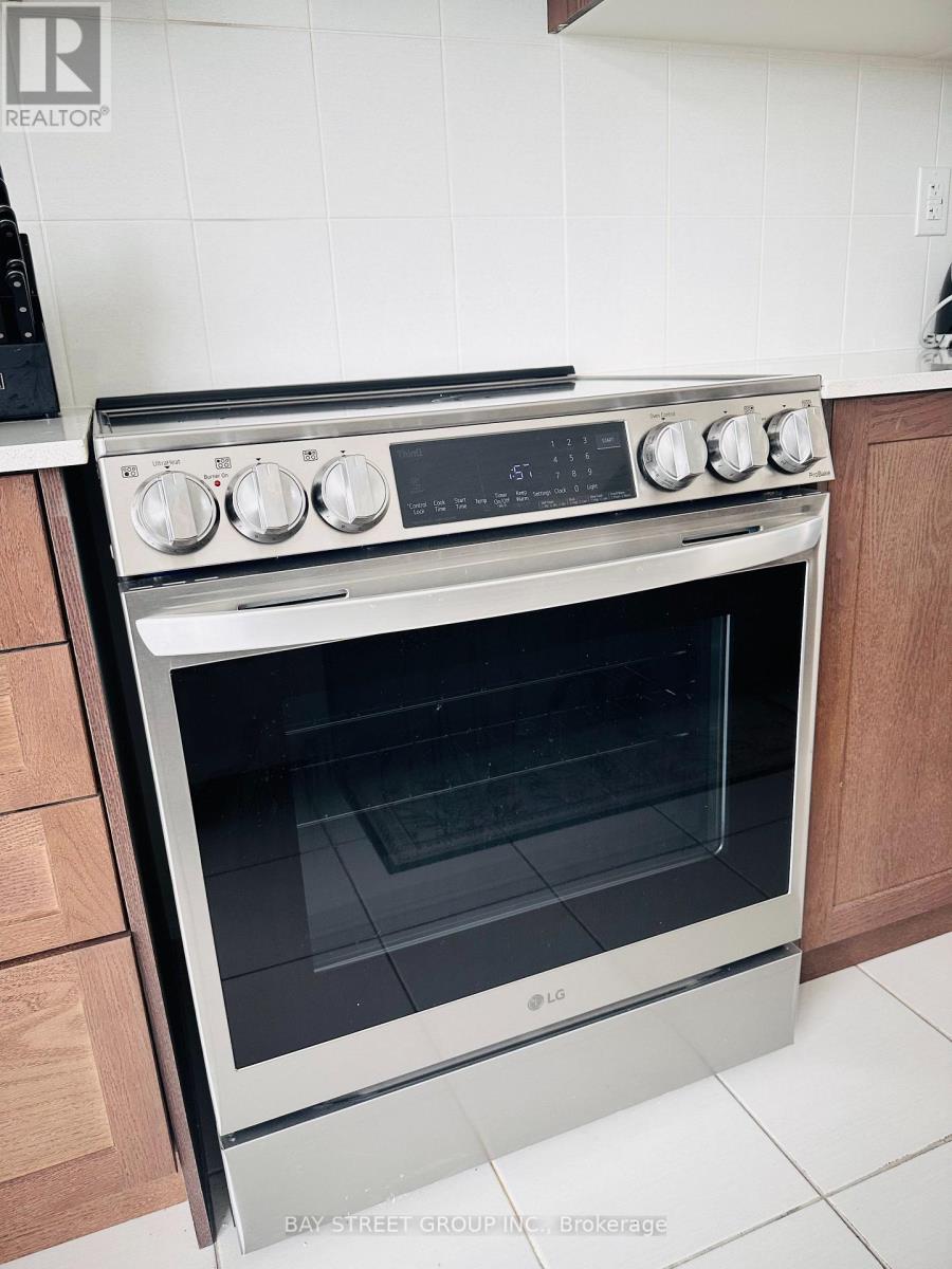 255 Tennant Circle, Vaughan, Ontario  L4H 5L3 - Photo 20 - N12791596