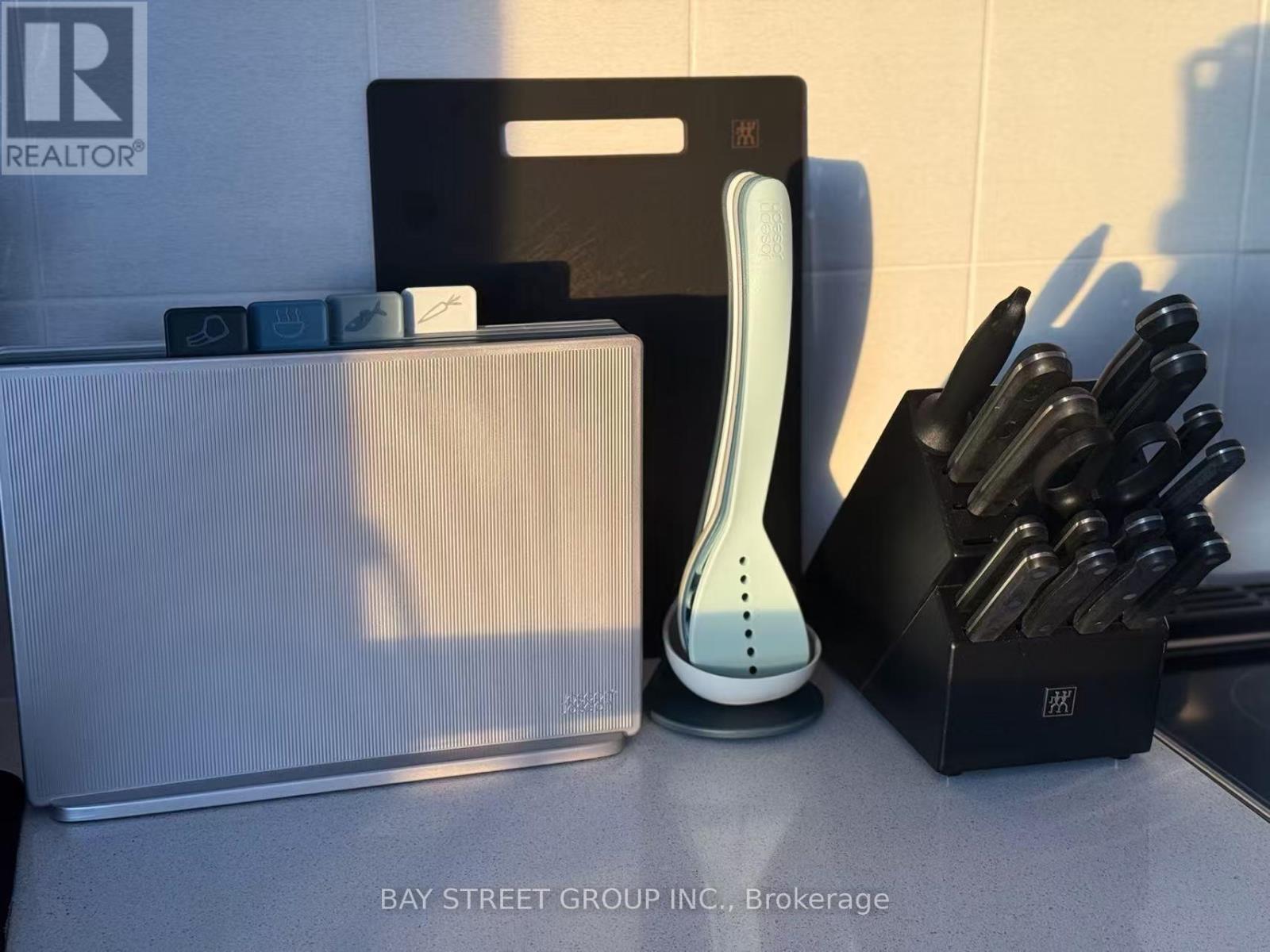 255 Tennant Circle, Vaughan, Ontario  L4H 5L3 - Photo 21 - N12791596