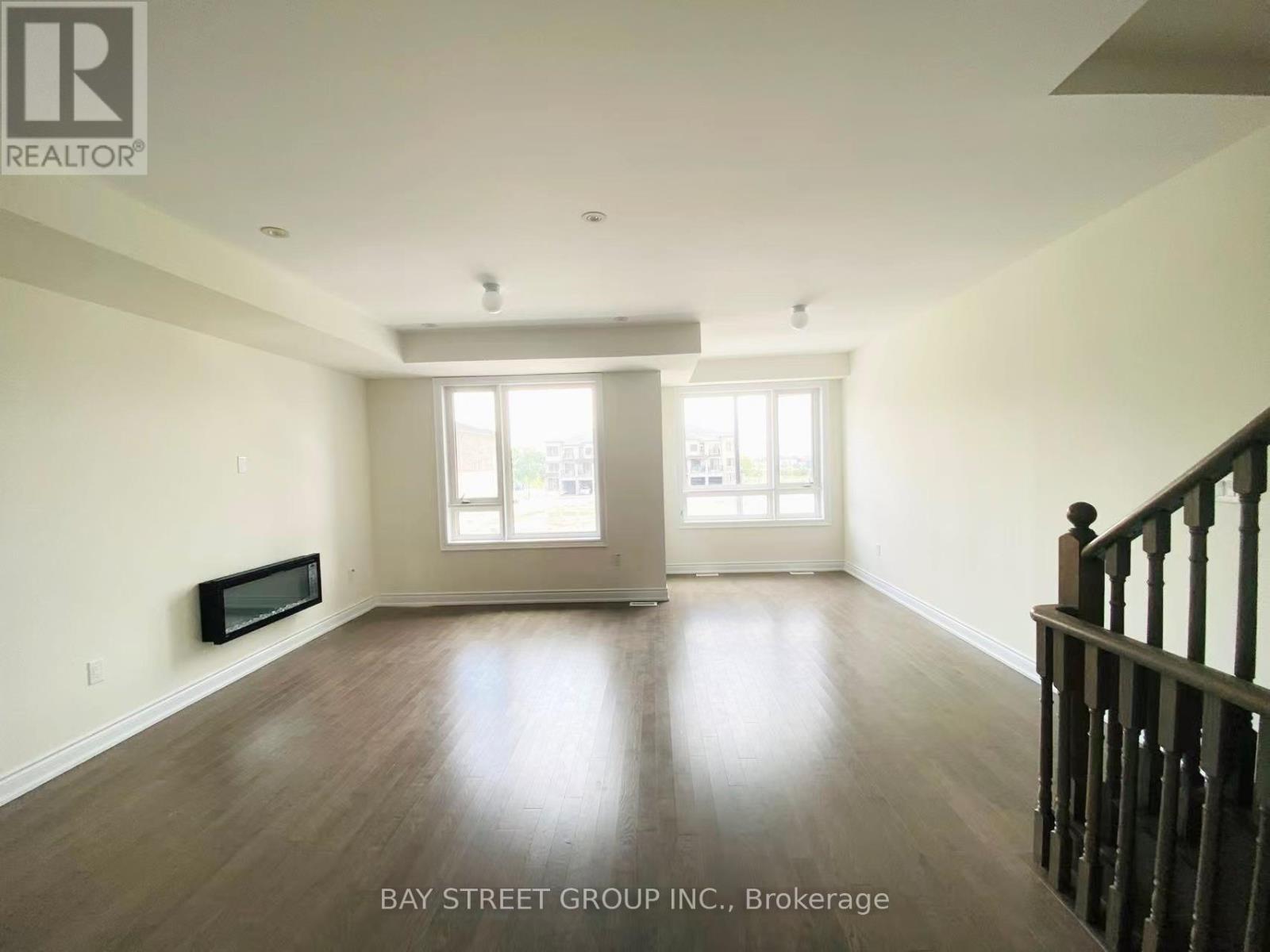 255 Tennant Circle, Vaughan, Ontario  L4H 5L3 - Photo 6 - N12791596