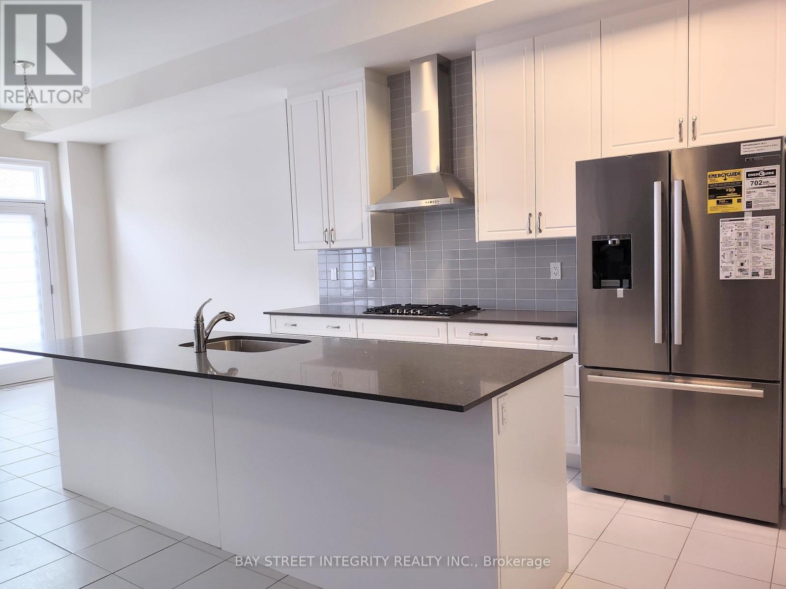 44 Settlers Road E, Oakville, Ontario  L6H 0Y8 - Photo 5 - W12791584