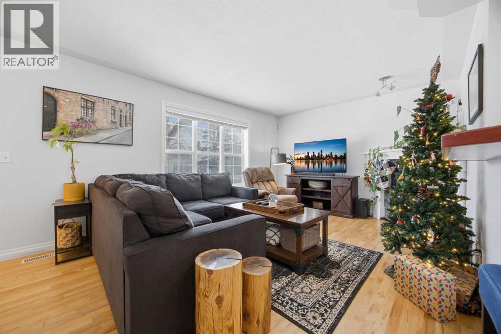 172 Somme Manor Sw, Calgary, Alberta  T2T 6L5 - Photo 6 - A2276427