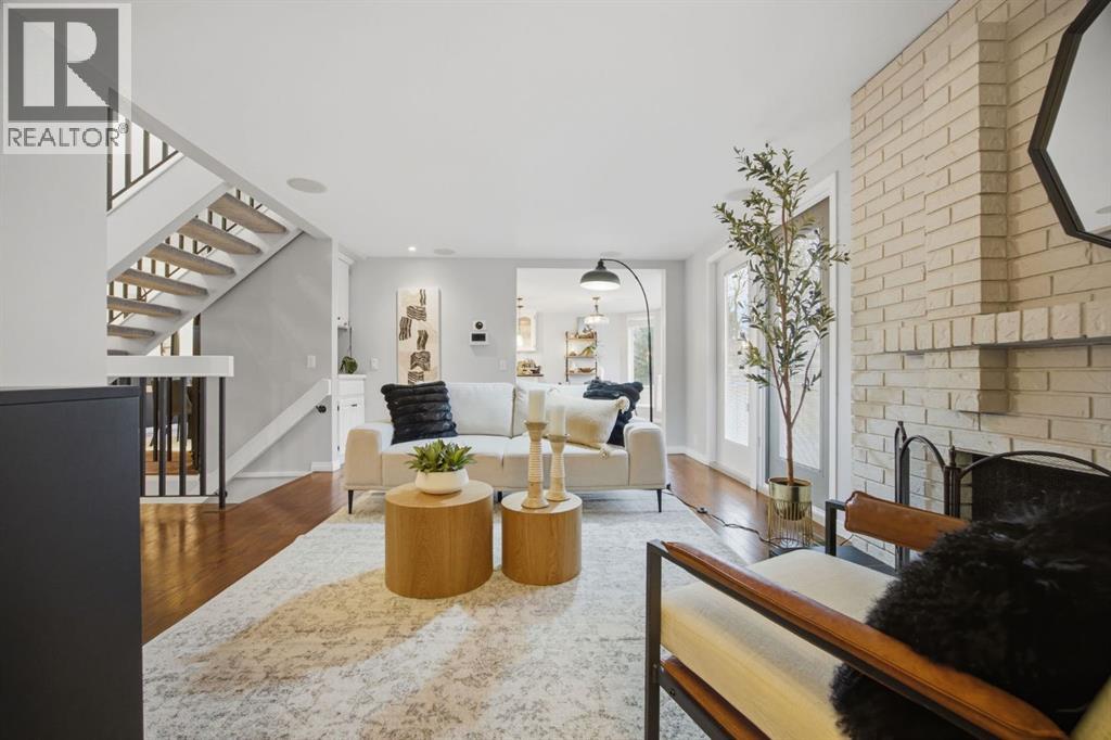 3 Stranraer Place Sw, Calgary, Alberta  T3H 1H5 - Photo 9 - A2283759