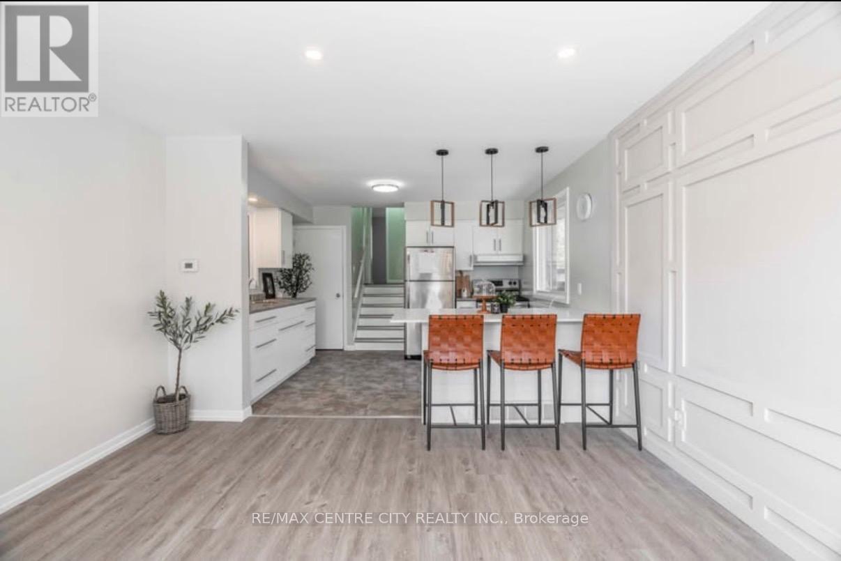 82 Emery Street W, London South, Ontario  N6J 1R8 - Photo 2 - X12791616