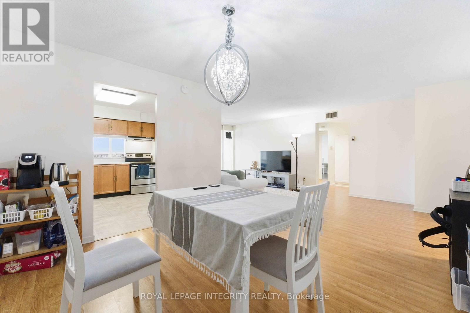 708 - 1500 Riverside Drive, Ottawa, Ontario  K1G 4J4 - Photo 11 - X12791618