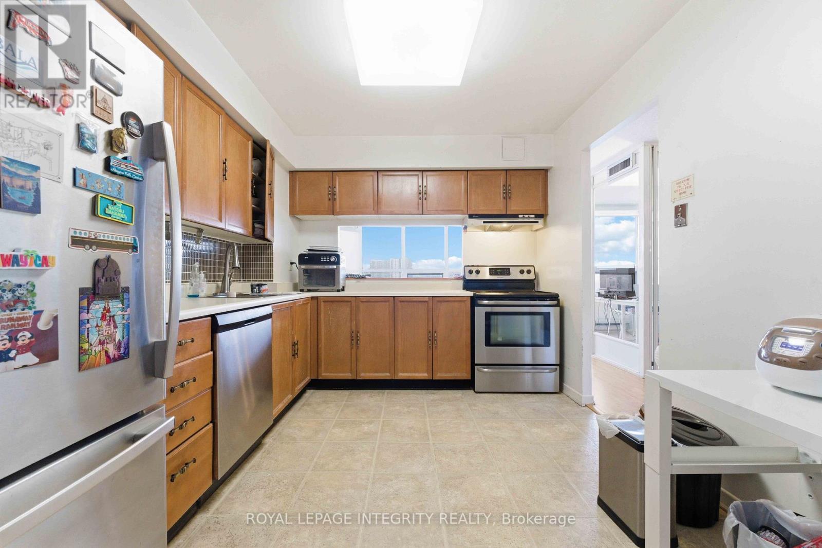 708 - 1500 Riverside Drive, Ottawa, Ontario  K1G 4J4 - Photo 12 - X12791618