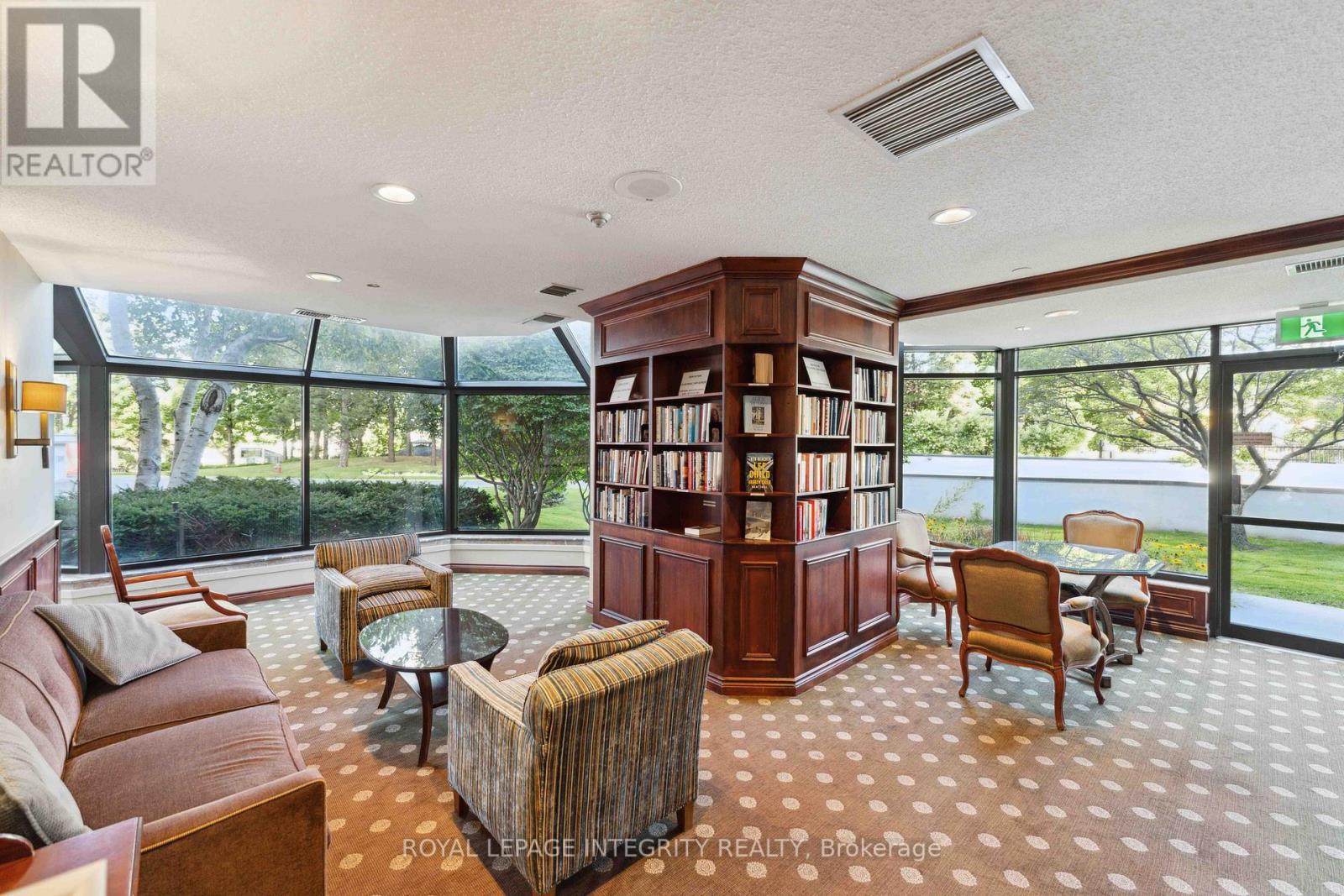 708 - 1500 Riverside Drive, Ottawa, Ontario  K1G 4J4 - Photo 39 - X12791618