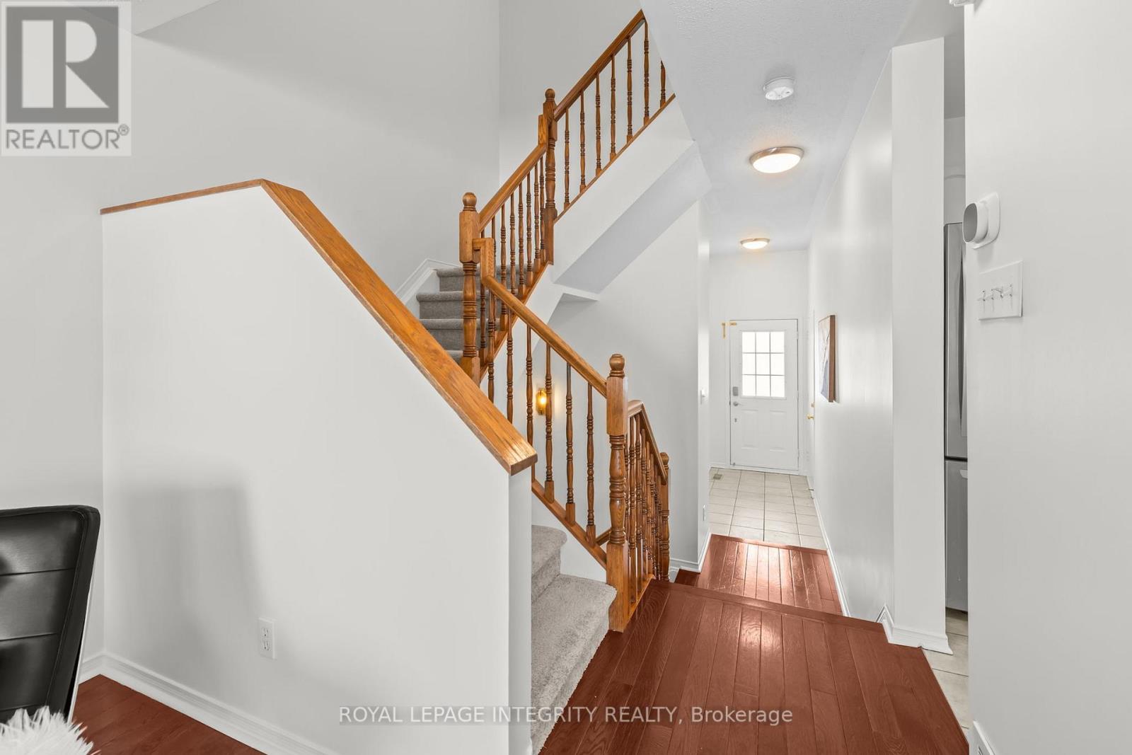 25 Southpointe Avenue, Ottawa, Ontario  K2J 4V4 - Photo 18 - X12791642