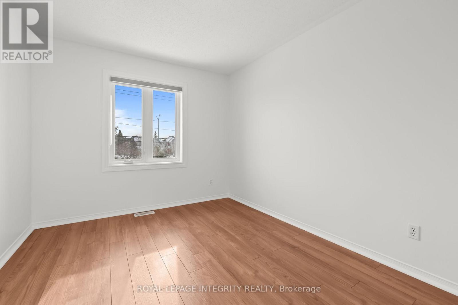 25 Southpointe Avenue, Ottawa, Ontario  K2J 4V4 - Photo 22 - X12791642