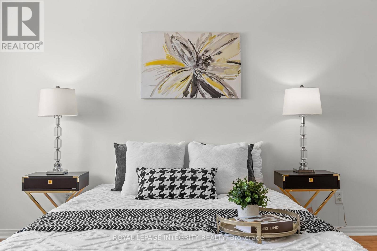 25 Southpointe Avenue, Ottawa, Ontario  K2J 4V4 - Photo 25 - X12791642