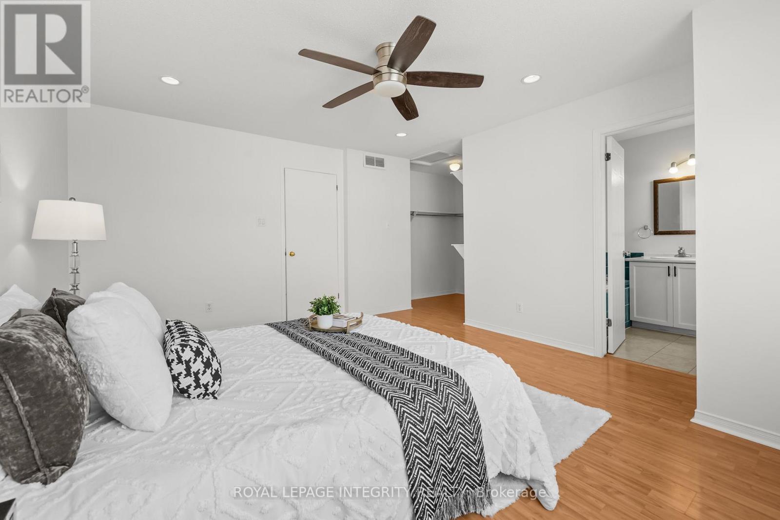 25 Southpointe Avenue, Ottawa, Ontario  K2J 4V4 - Photo 28 - X12791642