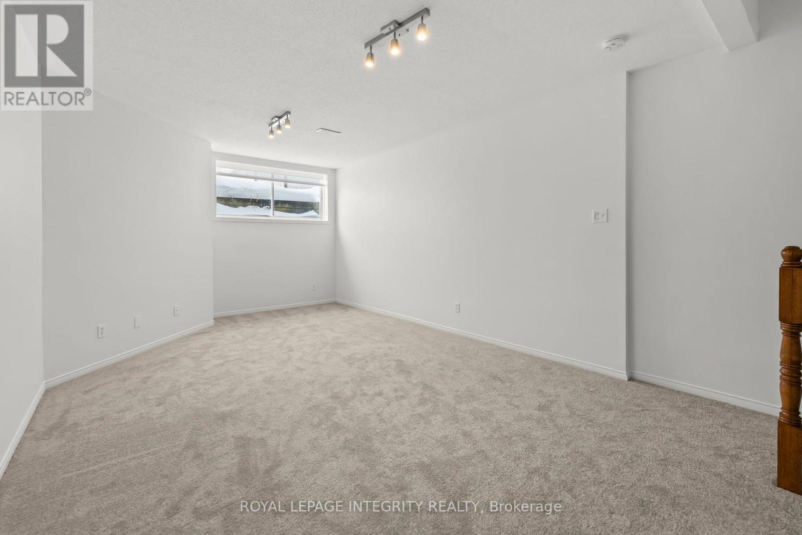 25 Southpointe Avenue, Ottawa, Ontario  K2J 4V4 - Photo 34 - X12791642