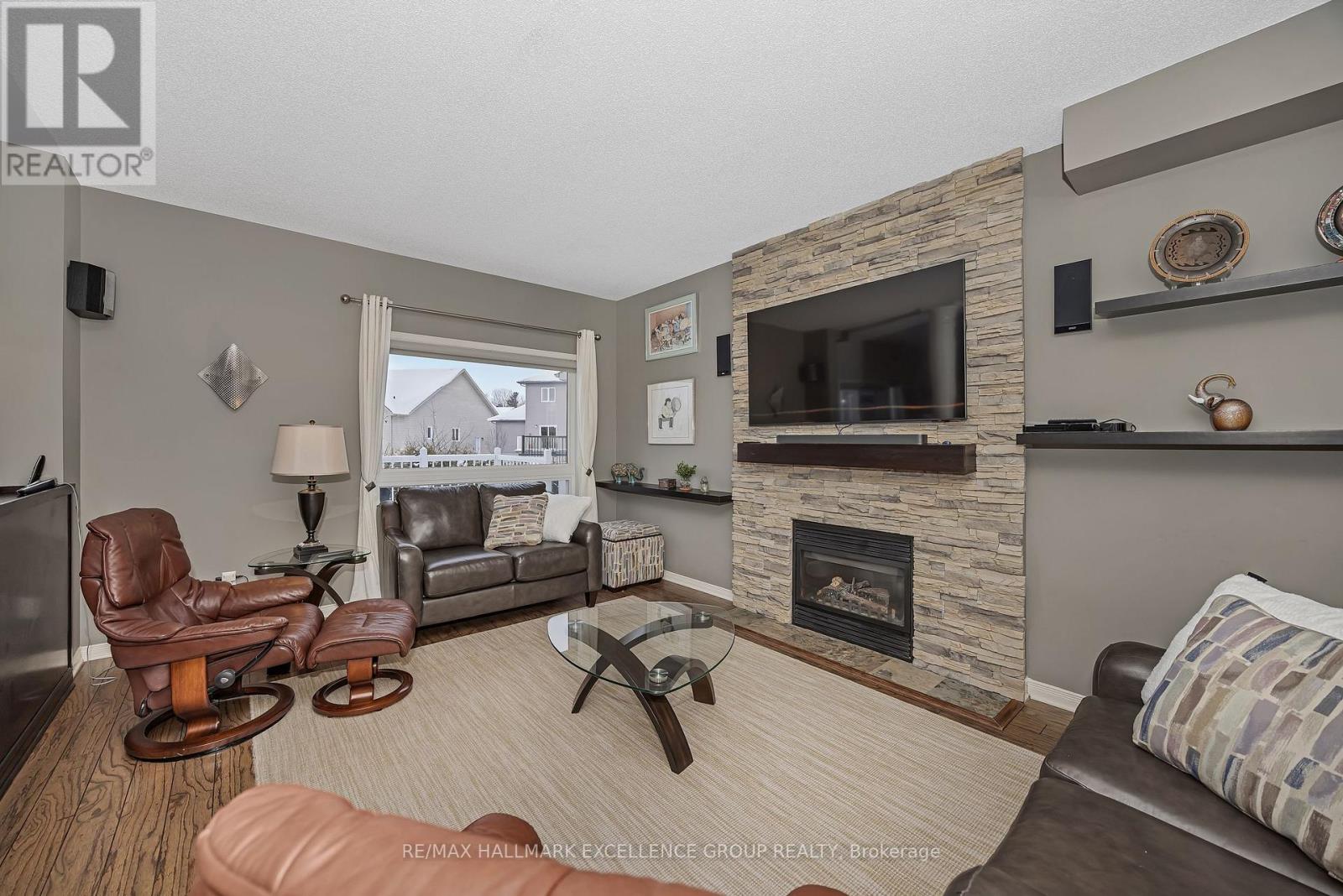 313 Quartz Avenue, Clarence-Rockland, Ontario  K4K 0A2 - Photo 11 - X12791646