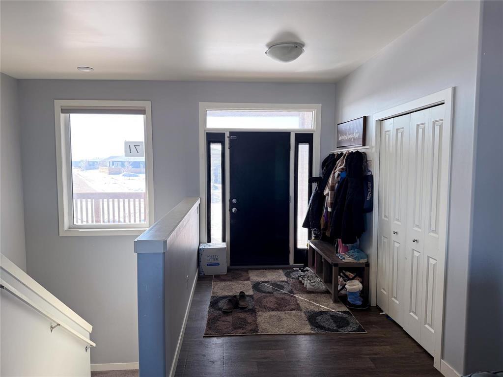 71 Evergreen Avenue, Mitchell, Manitoba  R5G 1H1 - Photo 4 - 202602772