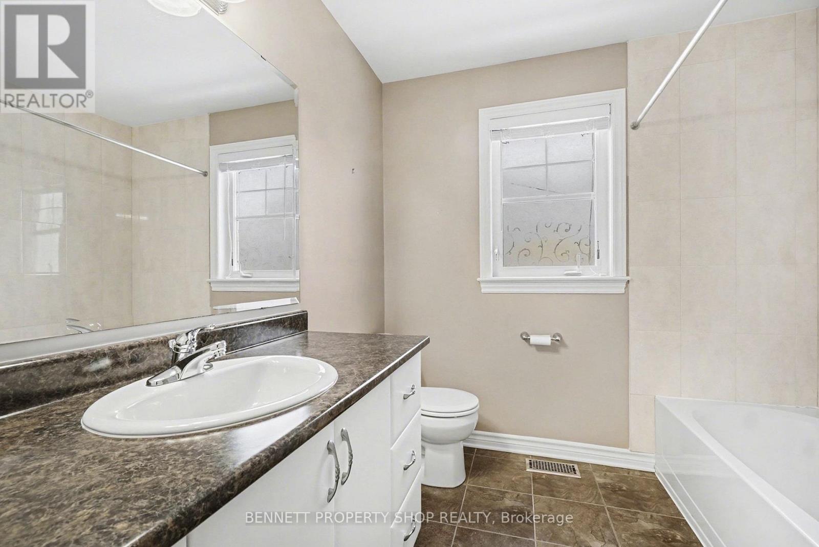 255 Mojave Crescent, Ottawa, Ontario  K2S 0H6 - Photo 15 - X12763716
