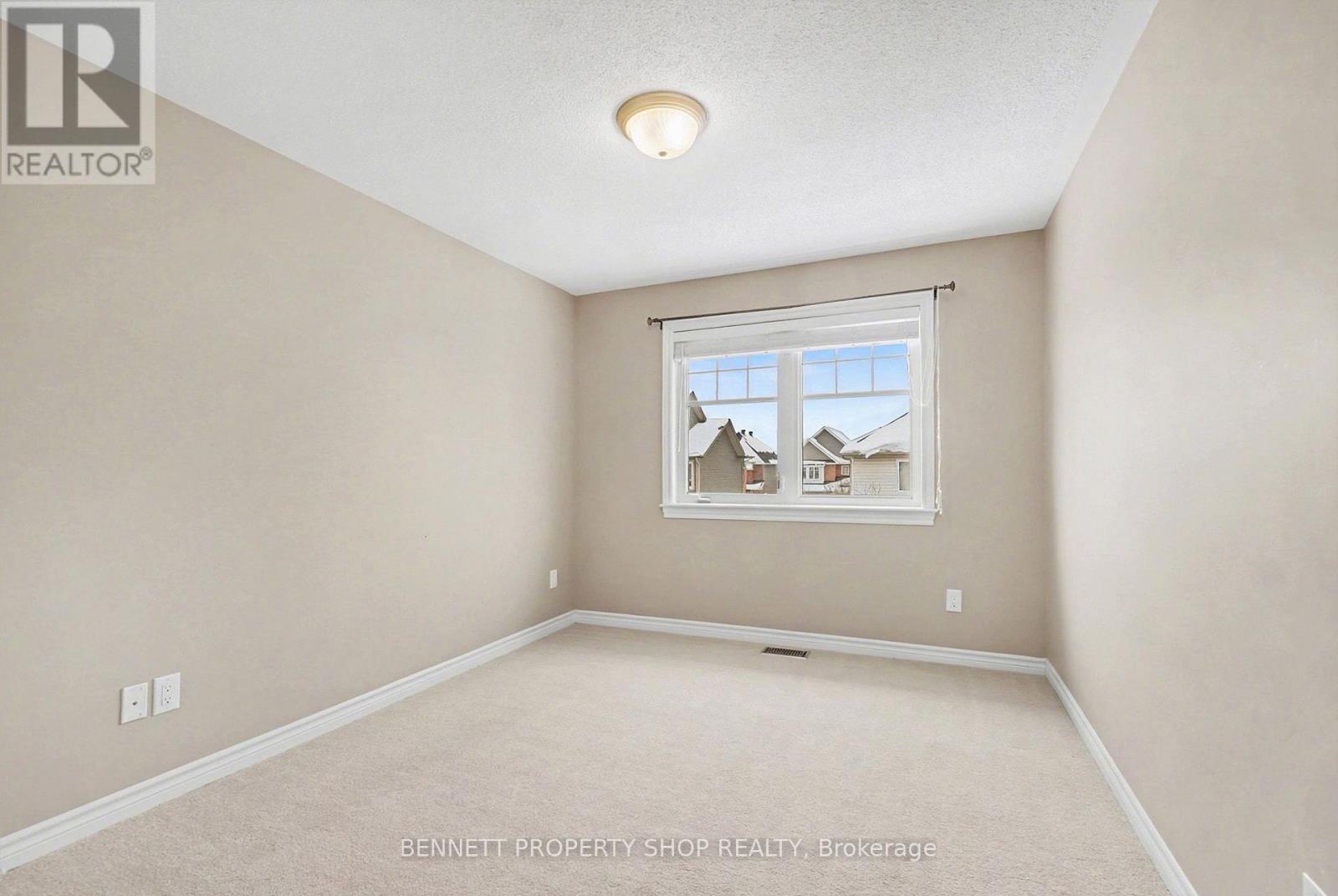 255 Mojave Crescent, Ottawa, Ontario  K2S 0H6 - Photo 14 - X12763716