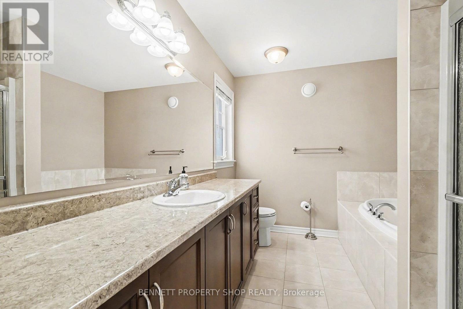 255 Mojave Crescent, Ottawa, Ontario  K2S 0H6 - Photo 12 - X12763716