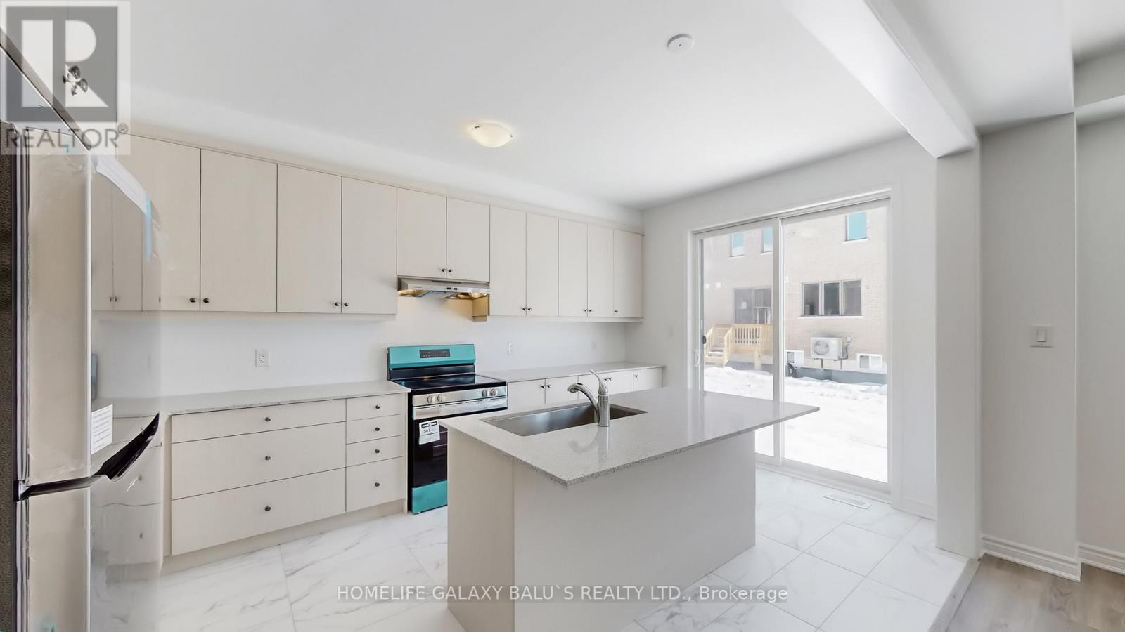 3203 Brigadier Avenue, Pickering, Ontario  L1X 0N4 - Photo 10 - E12791626