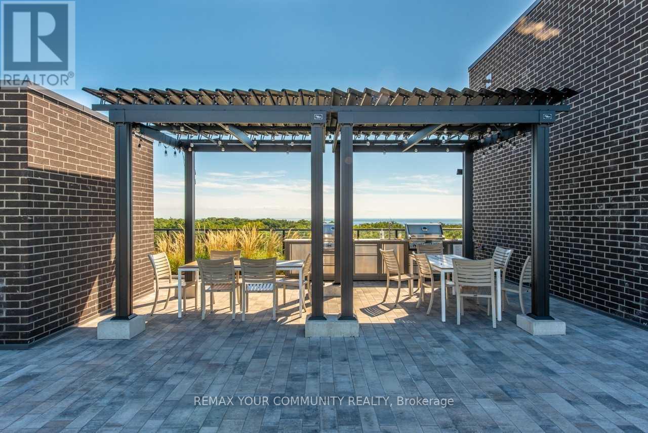 Ph805 - 2301 Danforth Avenue, Toronto, Ontario  M4C 0A7 - Photo 17 - E12791648