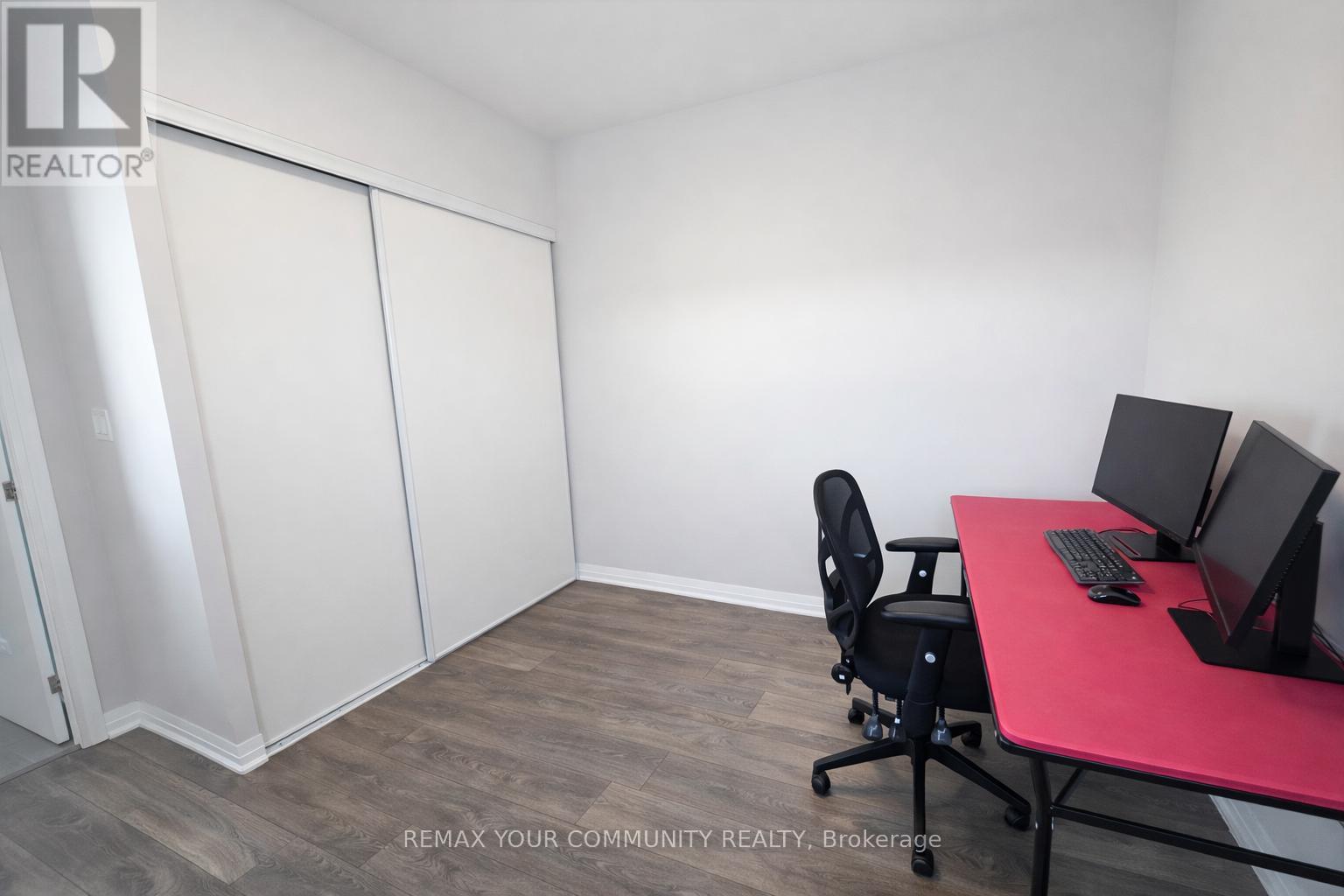 Ph805 - 2301 Danforth Avenue, Toronto, Ontario  M4C 0A7 - Photo 9 - E12791648