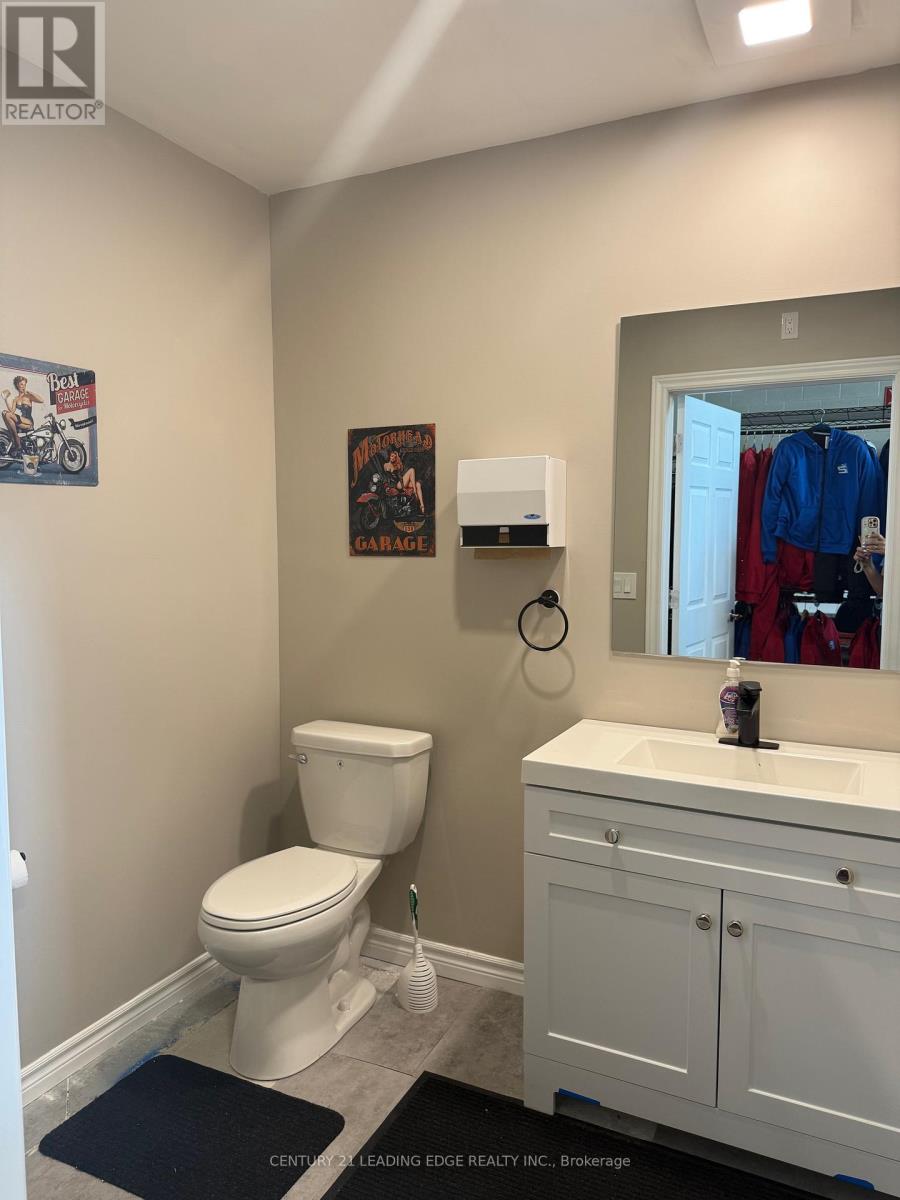 10 - 45 Eric T Smith Way, Aurora, Ontario  L4G 7C6 - Photo 10 - N12791640