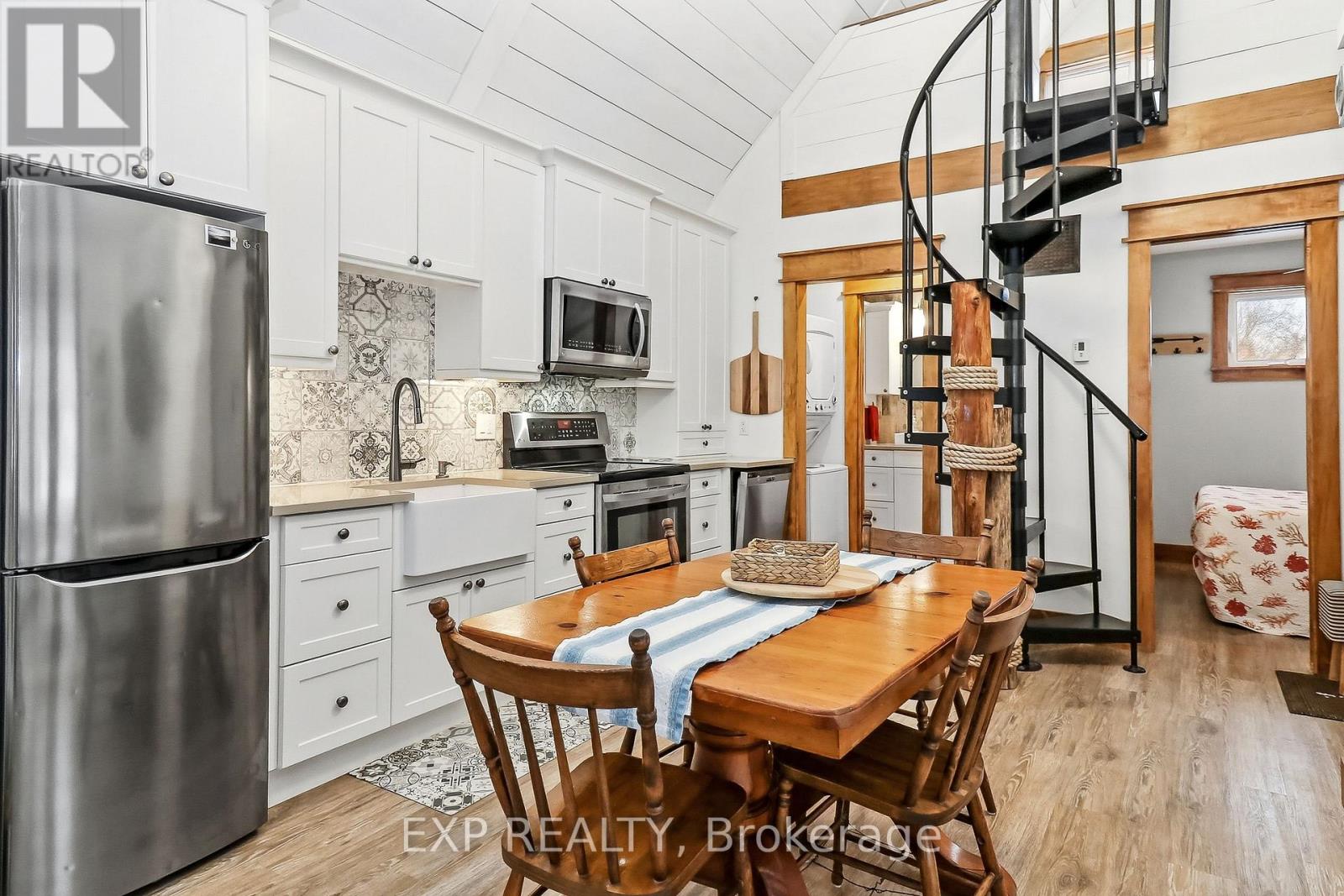 30 29th Street N, Wasaga Beach, Ontario  L9Z 2E1 - Photo 4 - S12791614