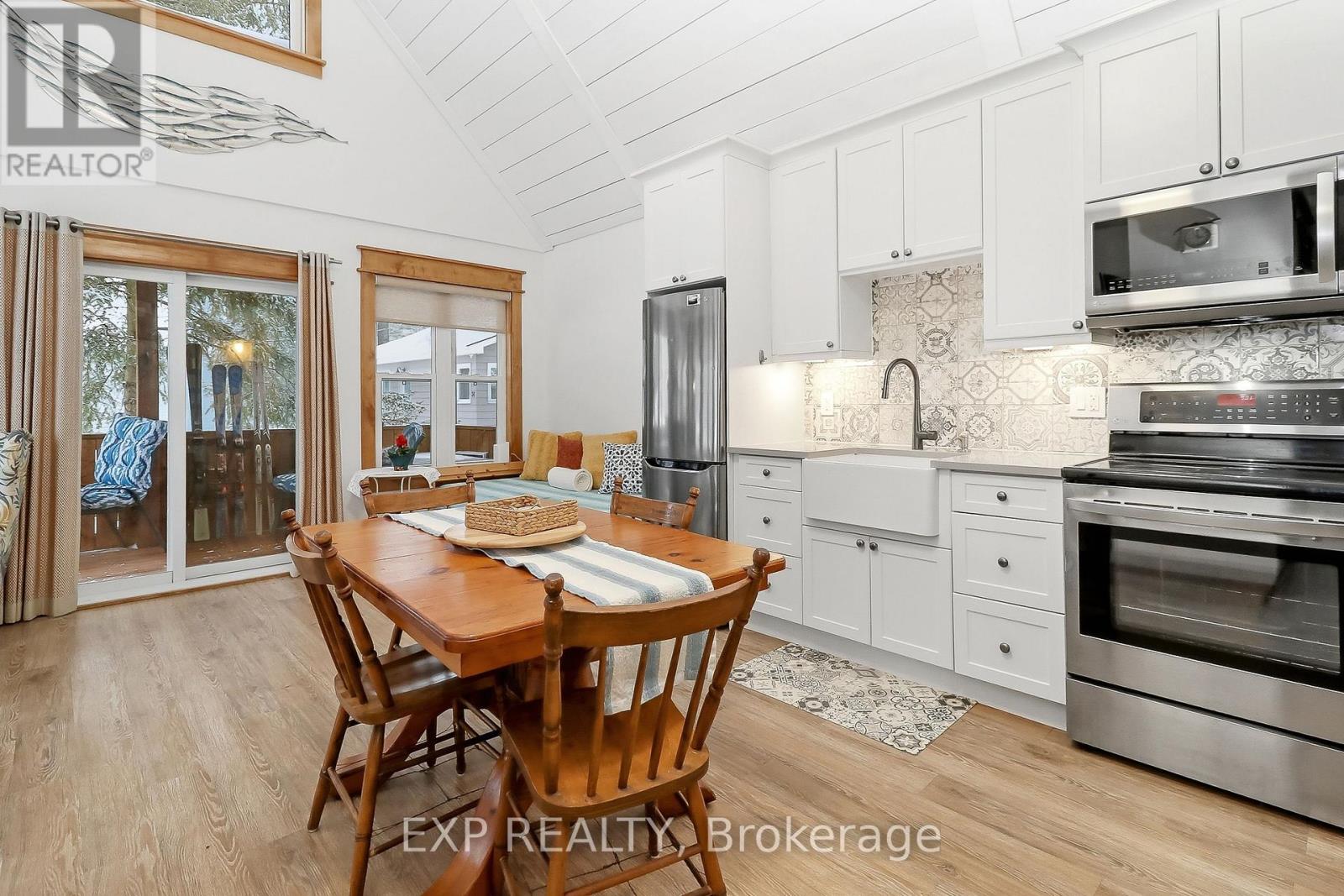 30 29th Street N, Wasaga Beach, Ontario  L9Z 2E1 - Photo 5 - S12791614