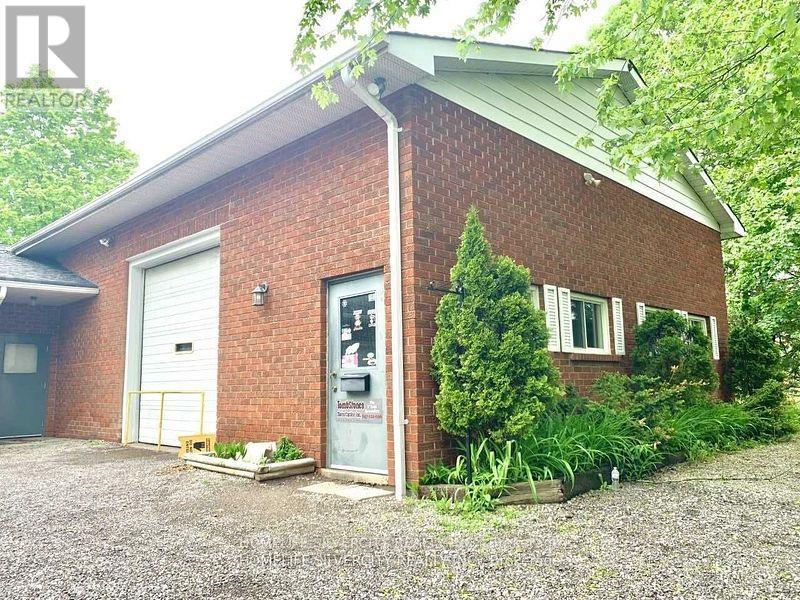 7848 Castlederg Side Road, Caledon, Ontario  L7E 0R8 - Photo 3 - W12791606