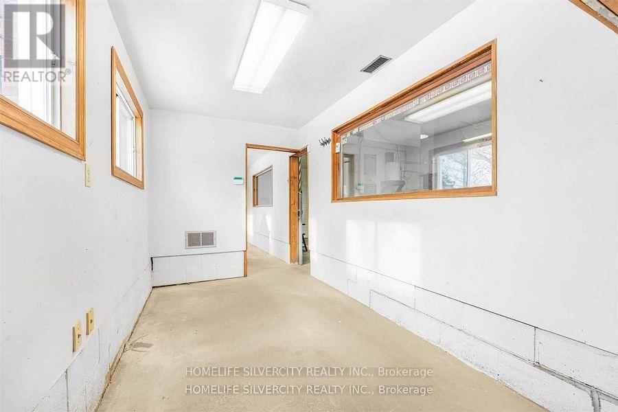 7848 Castlederg Side Road, Caledon, Ontario  L7E 0R8 - Photo 9 - W12791606