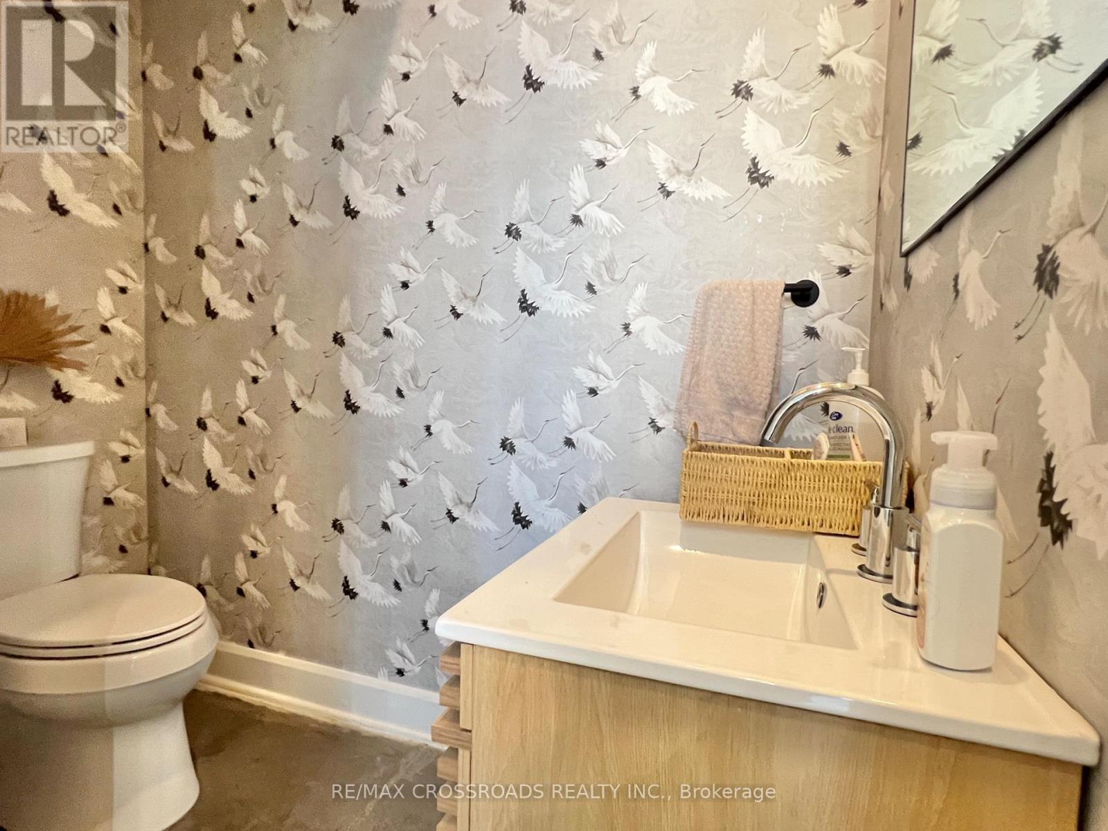 1a - 3333 Dundas Street W, Toronto (Junction Area), Ontario  M6P 2A6 - Photo 5 - W12791638