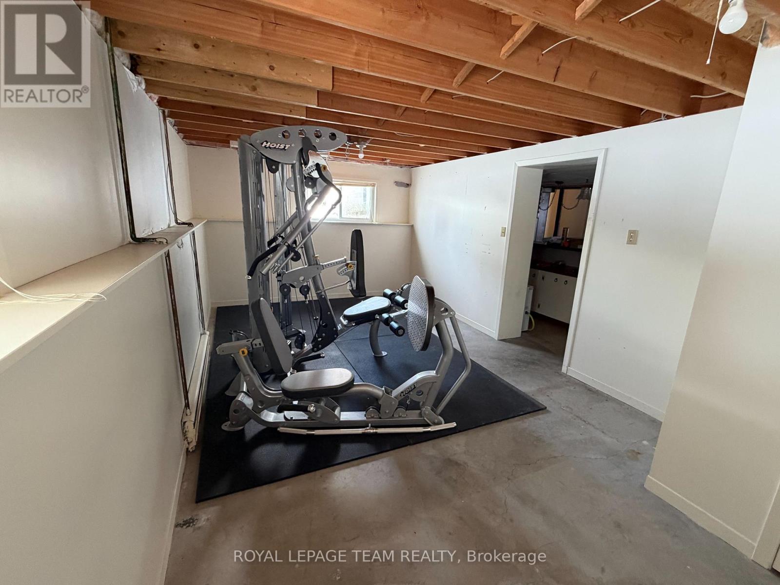 1166 Castle Hill Crescent, Ottawa, Ontario  K2C 2A8 - Photo 23 - X12791440