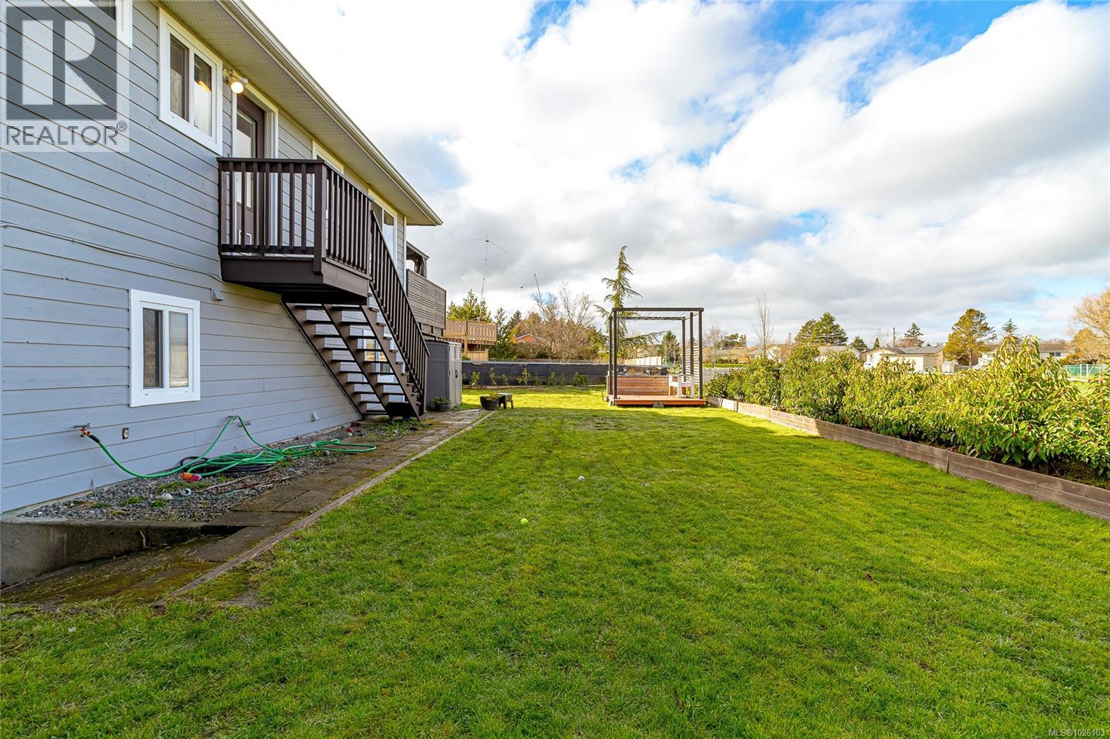 2218 Magnolia Pl, Sidney, British Columbia  V8L 4C9 - Photo 29 - 1026103