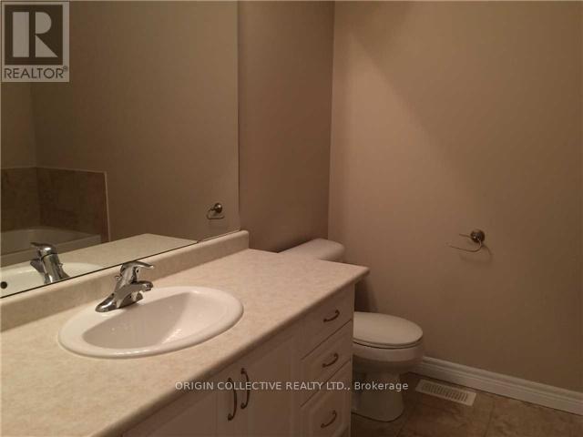 2307 Whistling Springs Cres Crescent E, Oakville, Ontario  L6M 0C5 - Photo 9 - W12791630