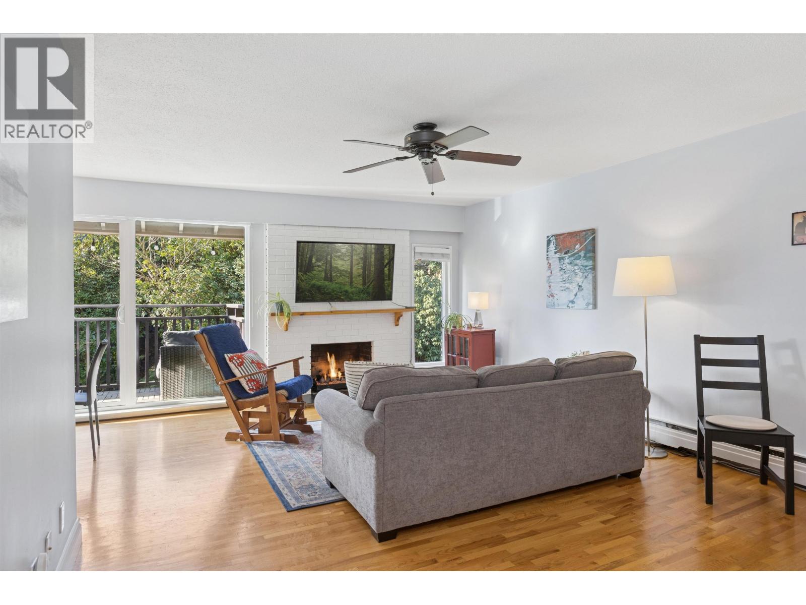 214 555 W 28th Street, North Vancouver, British Columbia  V7N 2J7 - Photo 15 - R3090117