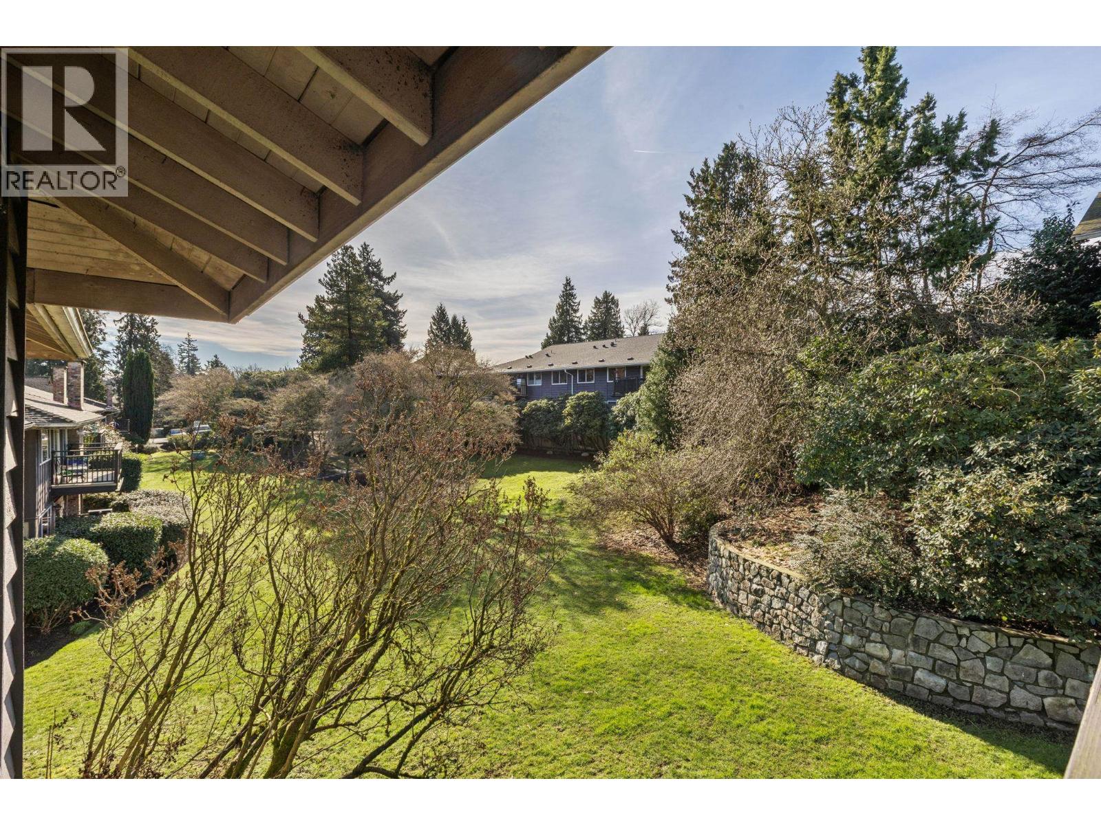 214 555 W 28th Street, North Vancouver, British Columbia  V7N 2J7 - Photo 24 - R3090117