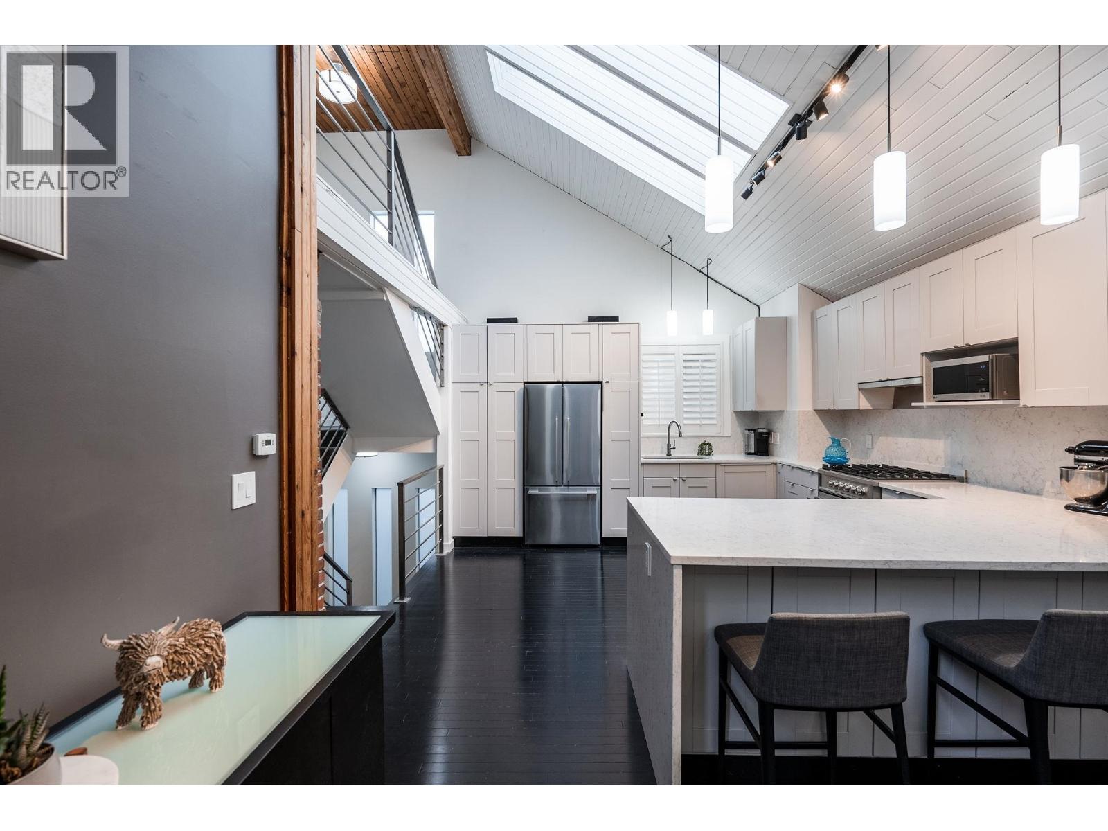 2103 W Keith Road, North Vancouver, British Columbia  V7P 1Z4 - Photo 11 - R3090119