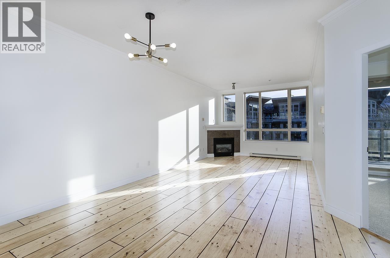 317 580 Raven Woods Drive, North Vancouver, British Columbia  V7G 2T2 - Photo 4 - R3083869