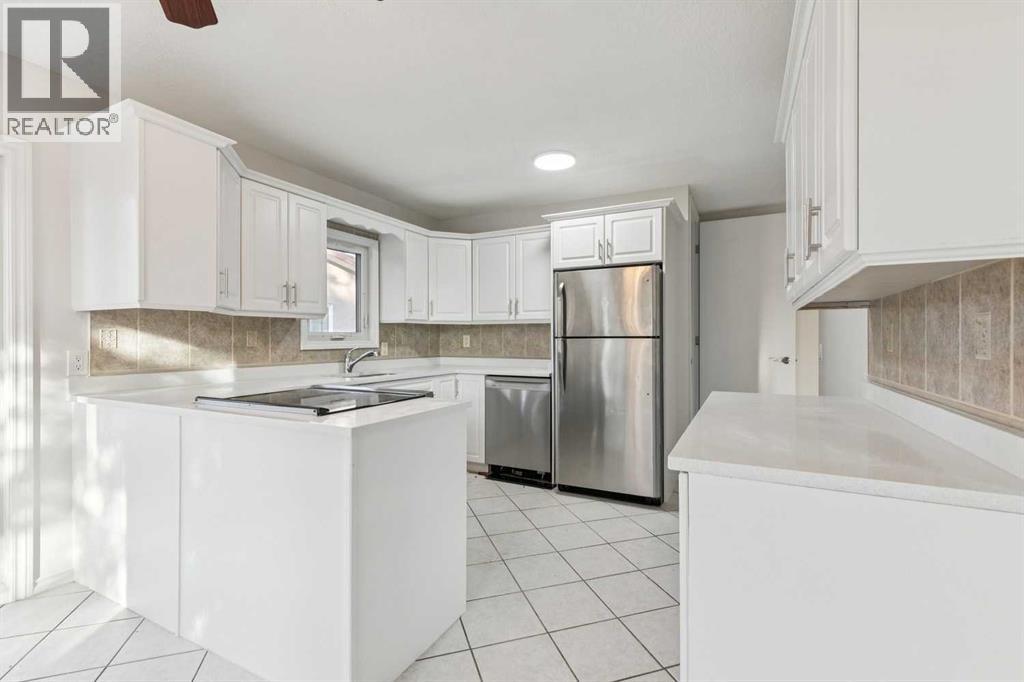 354 Maitland Hill Ne, Calgary, Alberta  T2A 5V3 - Photo 5 - A2285976