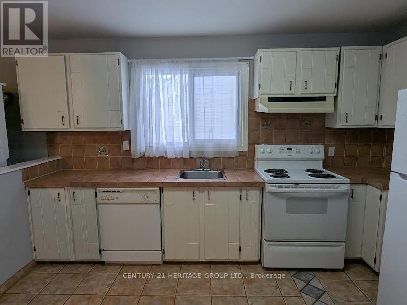 Main - 712 Victory Drive, Pickering, Ontario  L1W 2S2 - Photo 2 - E12791654