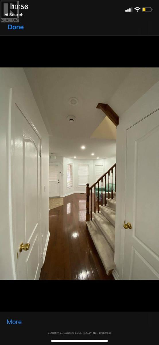 71 Jessop Drive, Brampton, Ontario  L7A 3N4 - Photo 5 - W12791658