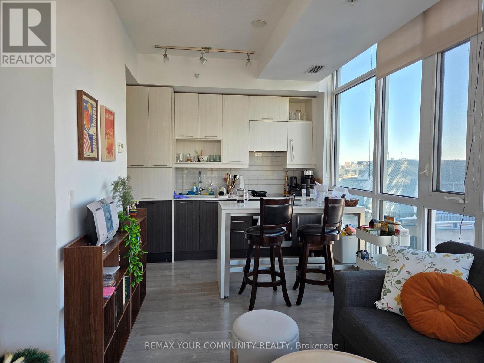 1602 - 199 Richmond Street W, Toronto, Ontario  M5V 0H4 - Photo 19 - C12775450