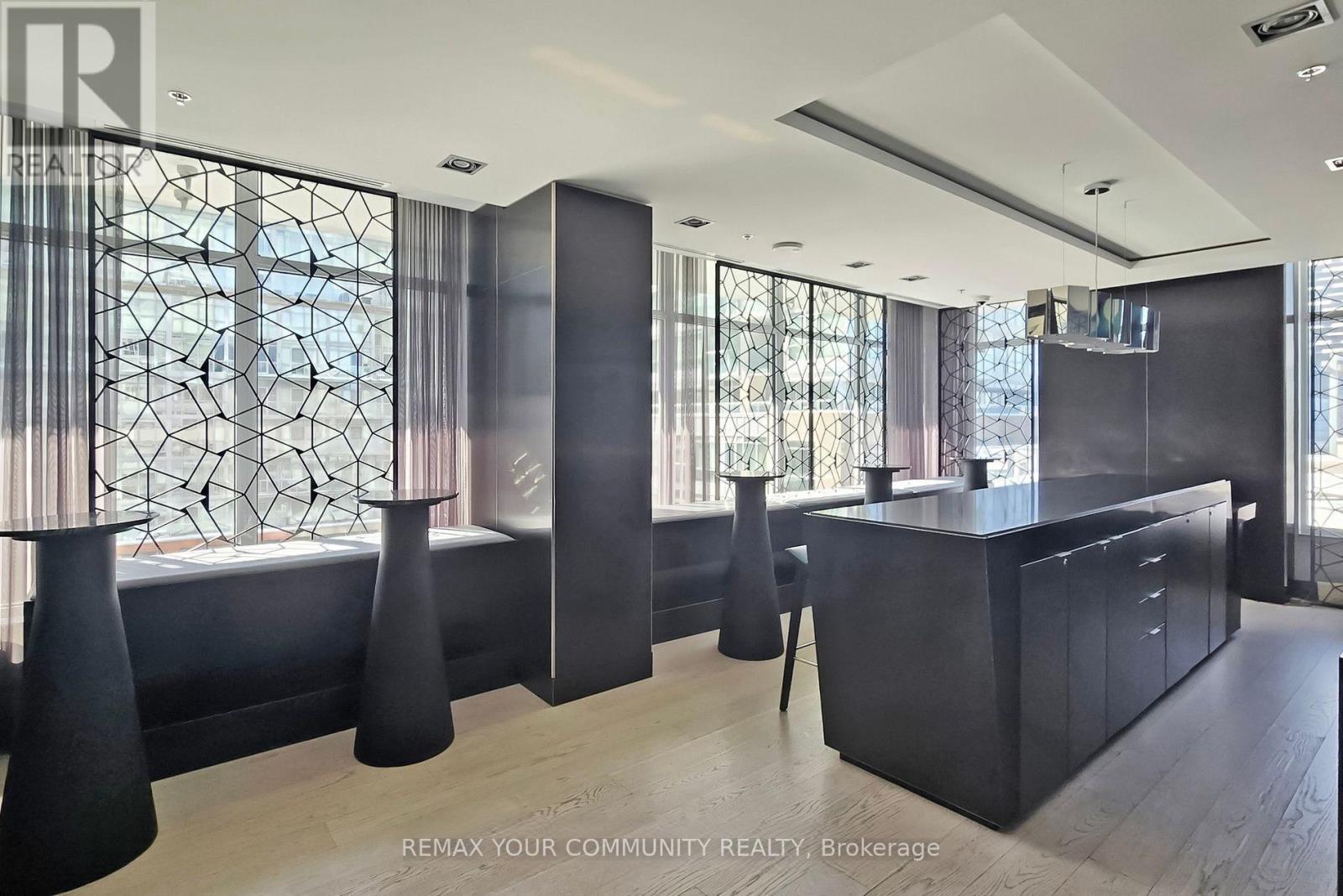 1602 - 199 Richmond Street W, Toronto, Ontario  M5V 0H4 - Photo 30 - C12775450