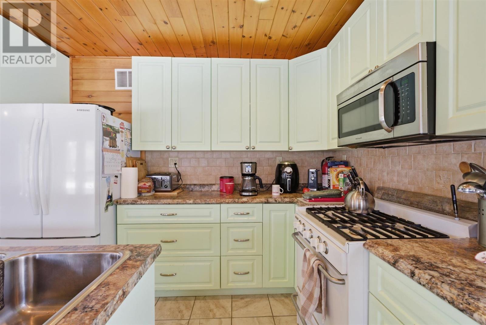 5a 546 Hwy, Parkinson Township, Ontario  P0R 1H0 - Photo 5 - SM260305