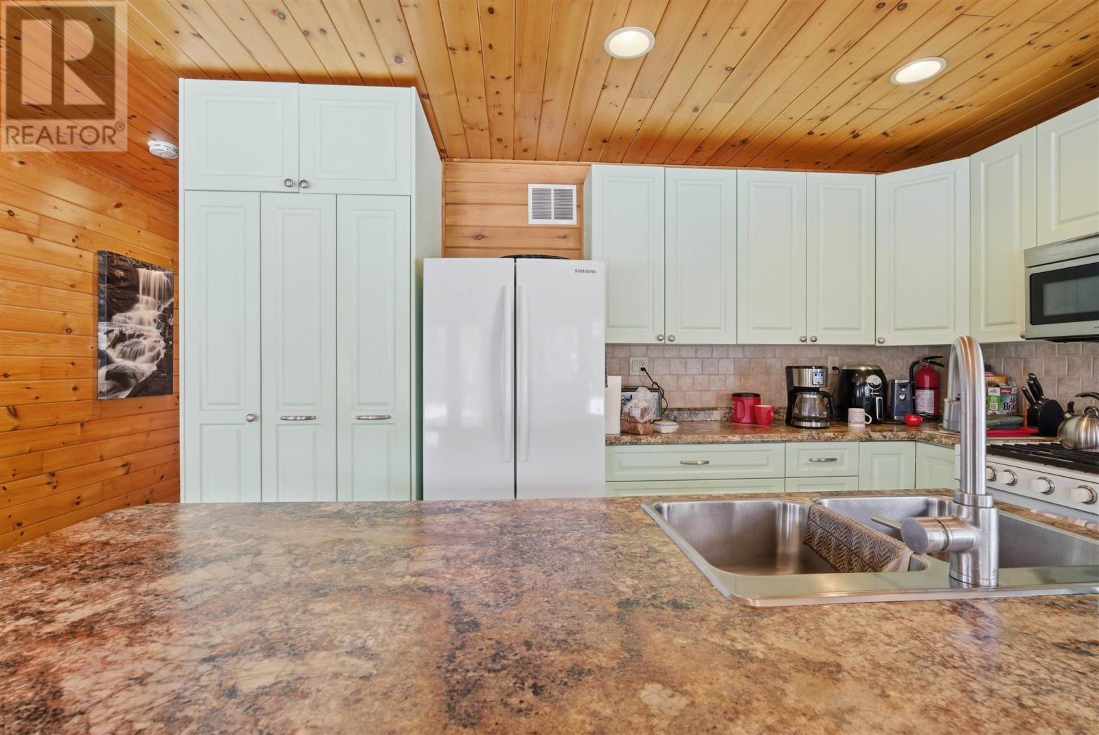 5a 546 Hwy, Parkinson Township, Ontario  P0R 1H0 - Photo 6 - SM260305