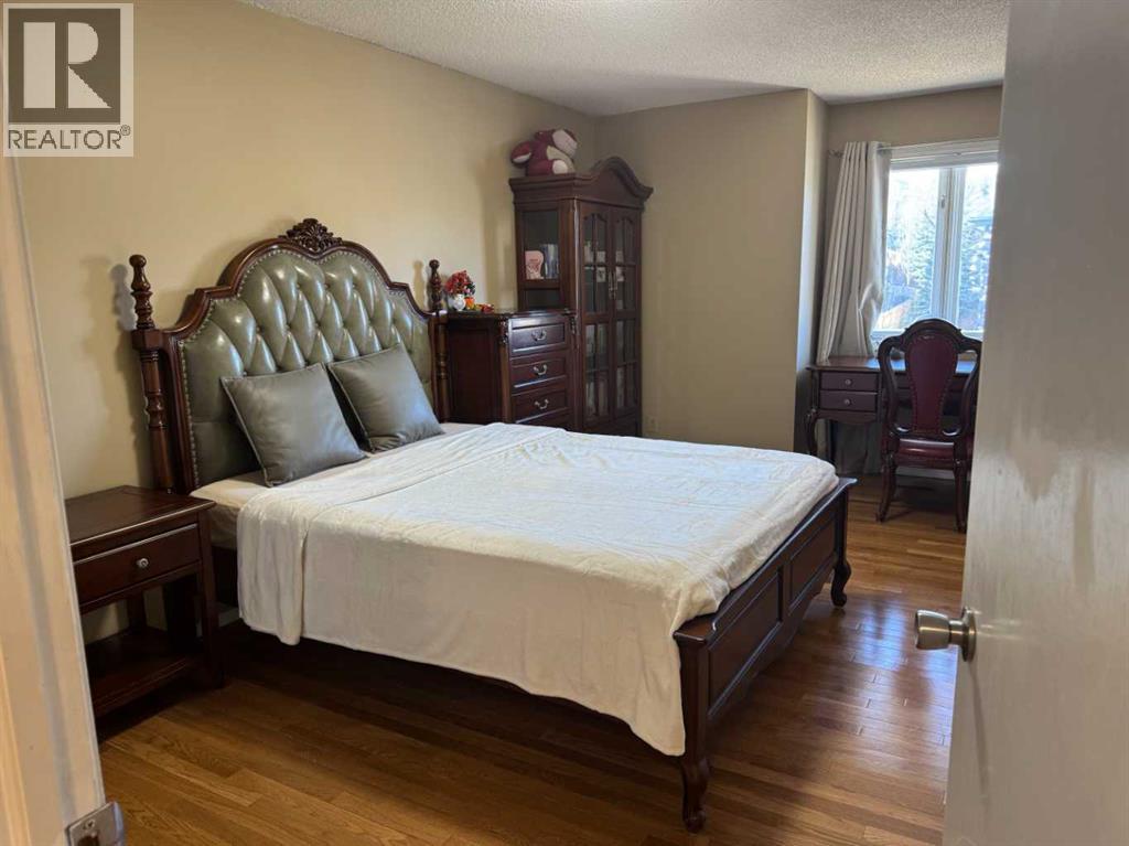 2612 Signal Hill Drive Sw, Calgary, Alberta  T3H 2T7 - Photo 24 - A2281469